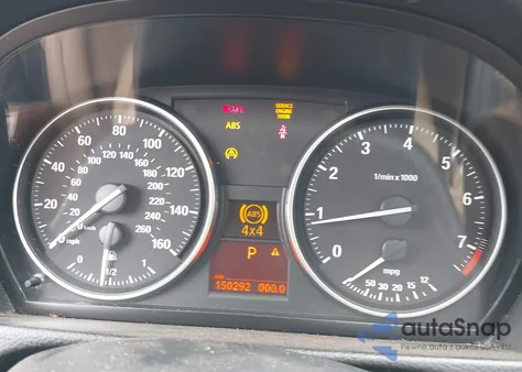 2009 BMW 328I xDrive z USA, uszkodzony, nr VIN WBAUU33509A540063